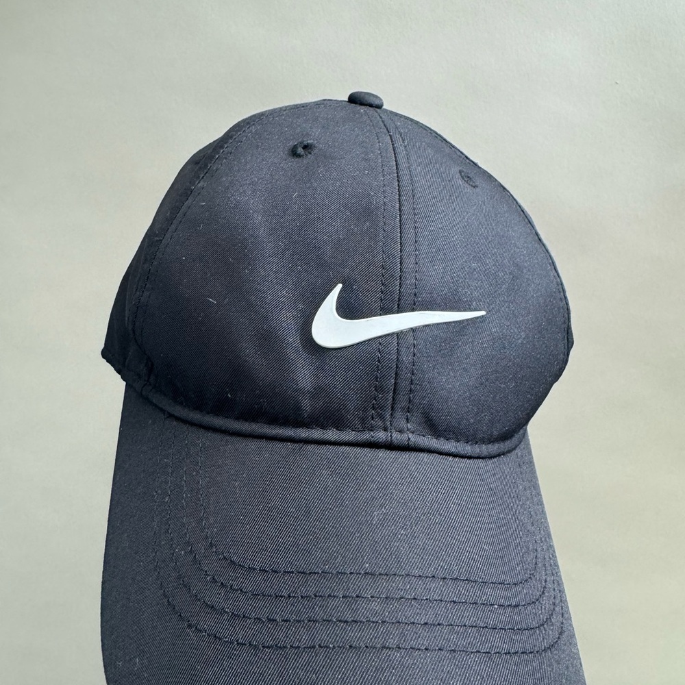Nike Black Cap NWT